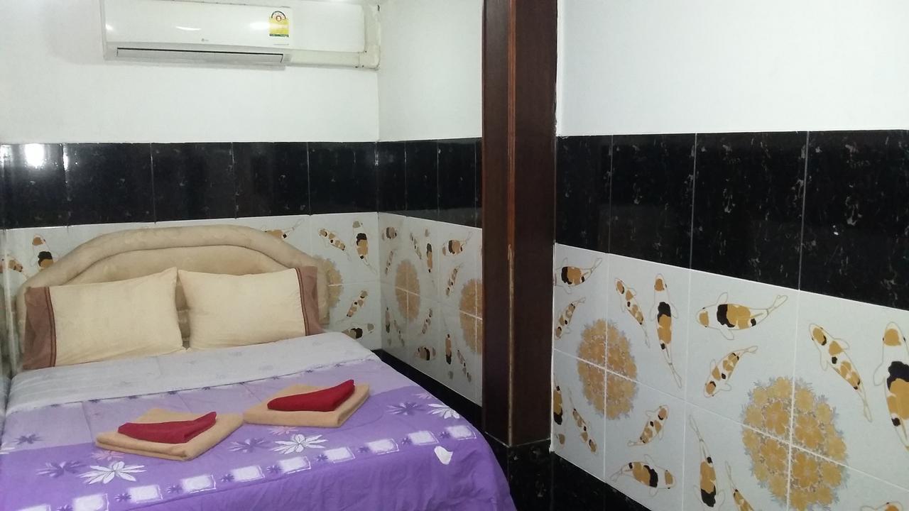 Jasmin Guest House Pattaya Exterior photo