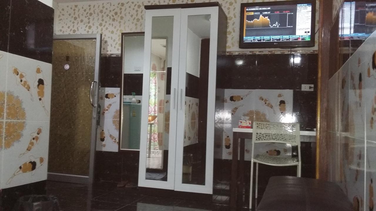 Jasmin Guest House Pattaya Exterior photo