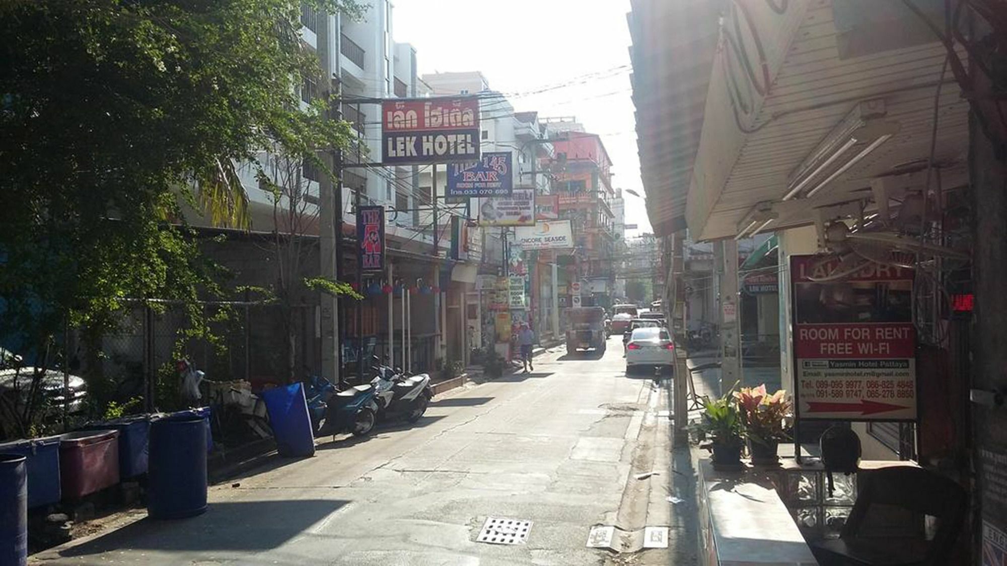 Jasmin Guest House Pattaya Exterior photo
